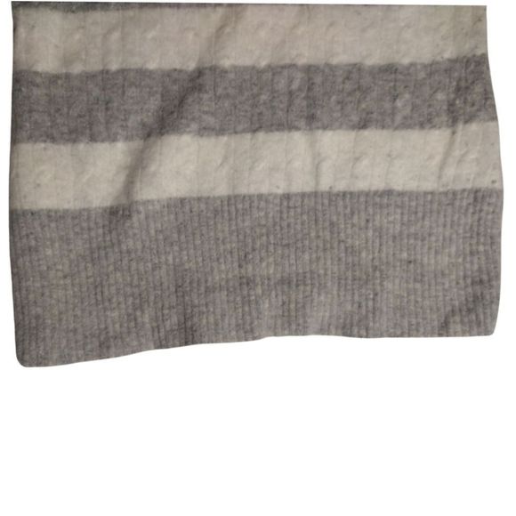 Angora & Lambswool Sweater Girls Size Small American Eagle Gray & White Stripes - Picture 3 of 7